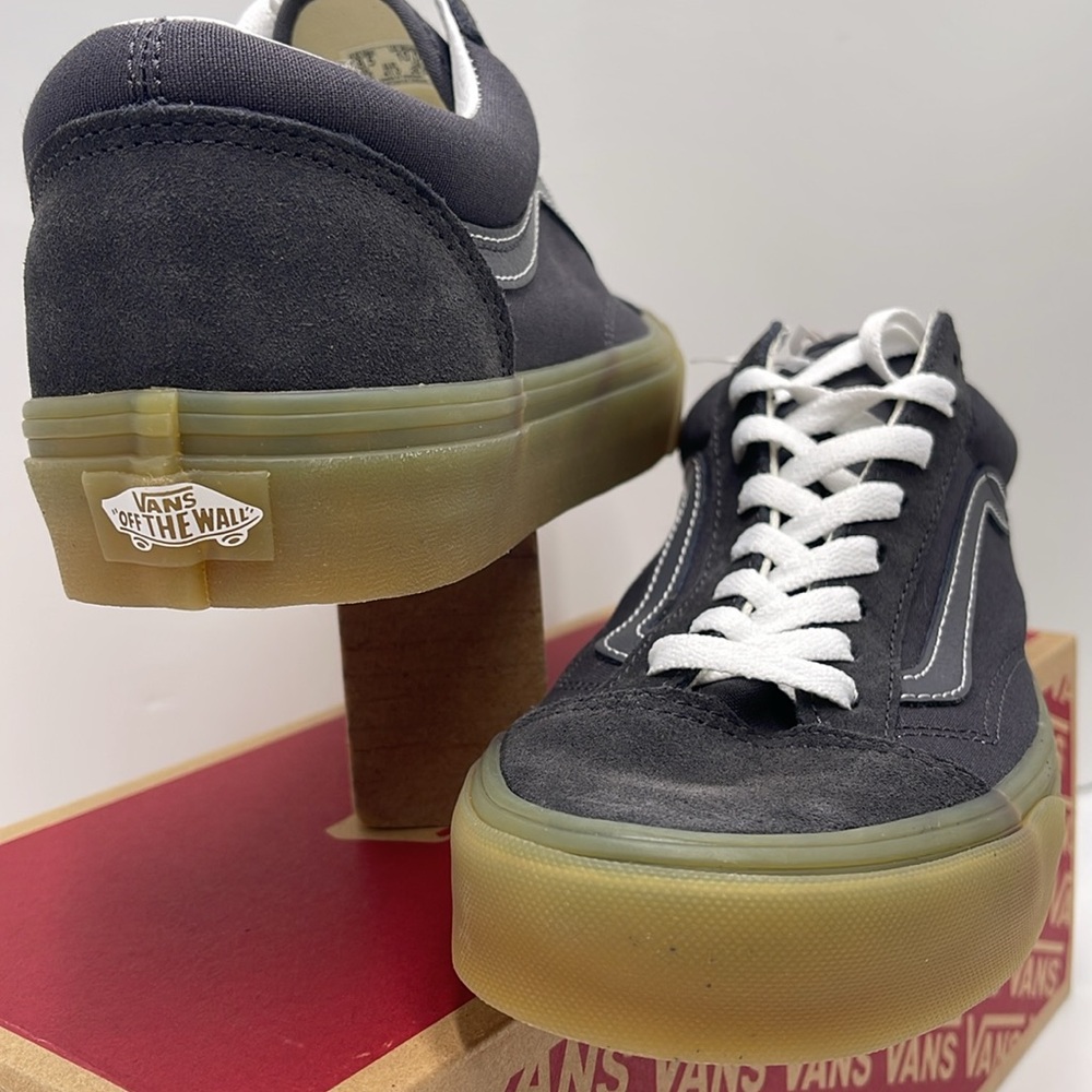 Vans WMNS Style 36
Gum Asphalt
VN0A54F6107
Sneakers - Picture 10 of 16